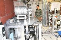 2008-03-03_01 Mohamed Elsayed helping to finish the electron/positron converter setup